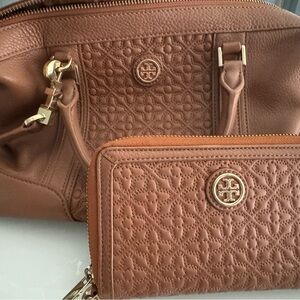 Tory Burch Satchel Bag with matching Wallet